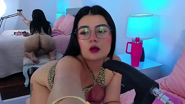 Snapshot of Samantha__Vega chatting on 02-06-26, 08:16 Samantha Vega online show from 02-06-26, 08:16