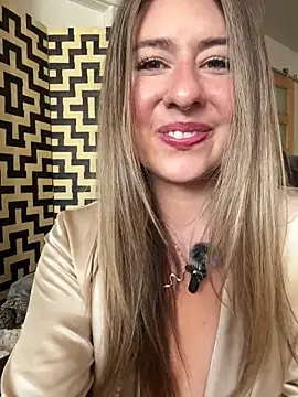 sophielove888 online show from 03-03-25, 10:31