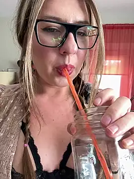 sophielove888 online show from 03-21-25, 06:29