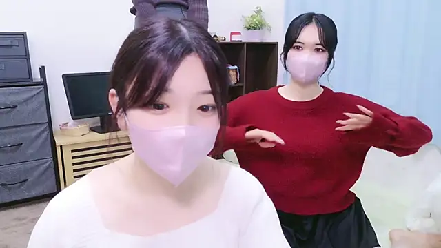 HaruruHappy online show from 03-13-25, 02:44