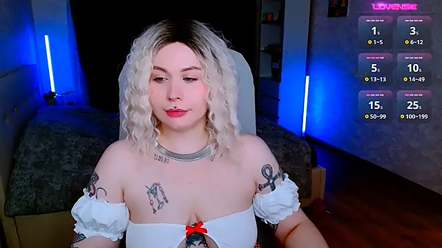 Blueberry-baby online show from 11-23-25, 06:07