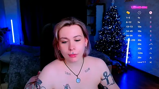 Blueberry-baby online show from 01-18-25, 01:41