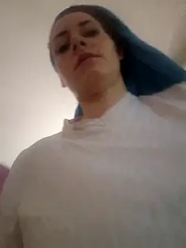 Snapshot of Jasmin-White chatting on 02-18-25, 01:33 Jasmin-White online show from 02-18-25, 01:33