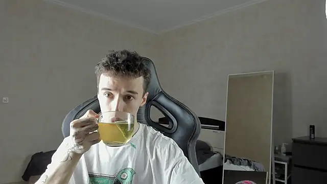 MasonWarholl online show from 03-21-25, 01:13