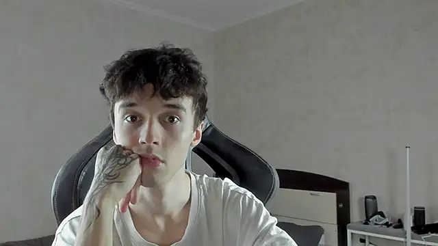 MasonWarholl online show from 03-05-26, 02:19