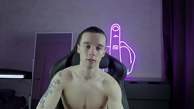 MasonWarholl online show from 01-10-25, 04:33