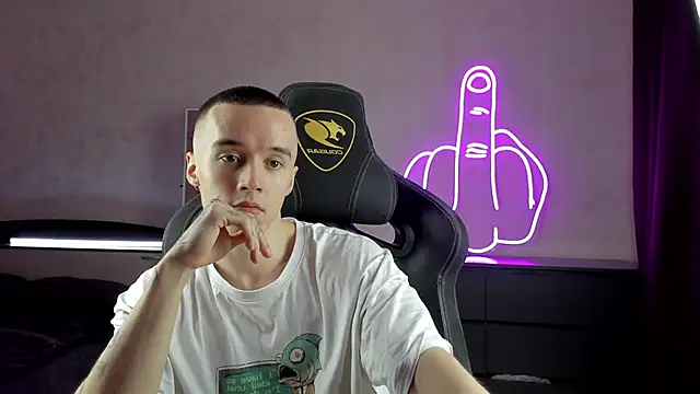 MasonWarholl online show from 12-14-24, 06:41