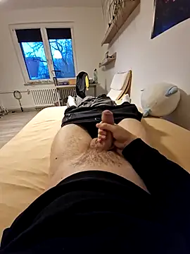 Lion132233 online show from 03-12-26, 05:39