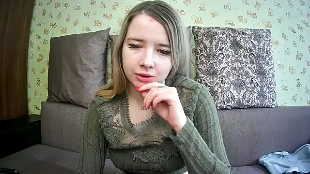 ViolaCandy online show from 03-11-25, 05:46