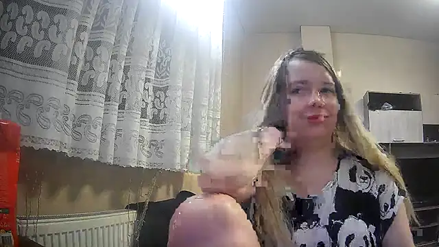 ViolaCandy online show from 10-28-25, 08:02