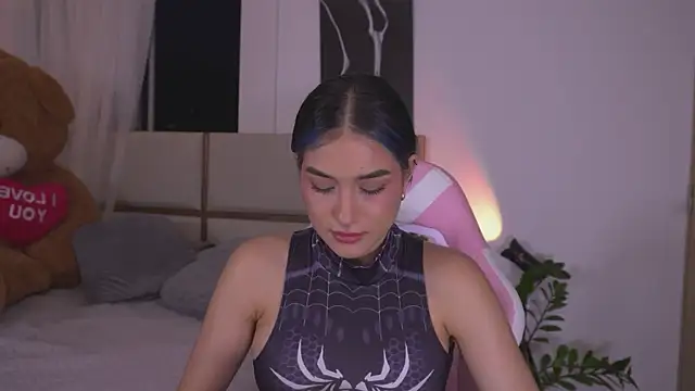 AnnyHizzle online show from 05-28-26, 11:32