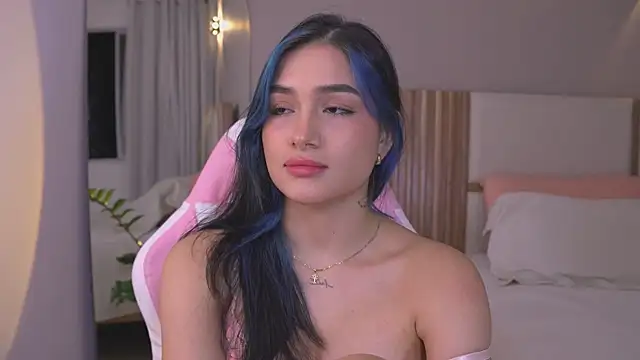 AnnyHizzle online show from 06-10-26, 01:29