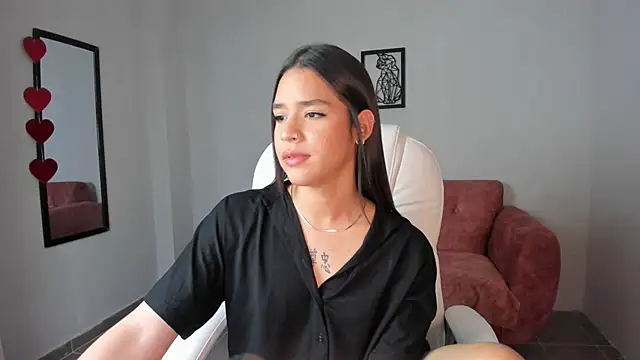 Alice23jones online show from 03-08-25, 06:58