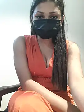 Snapshot of Sonam-378 chatting on 02-25-25, 08:53 Sonam-378 online show from 02-25-25, 08:53