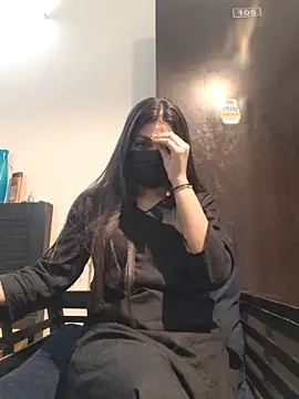 Snapshot of Sonam-378 chatting on 03-12-25, 05:49 Sonam-378 online show from 03-12-25, 05:49