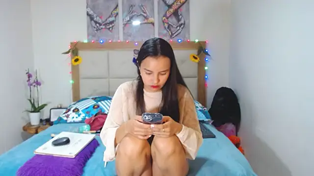 Snapshot of valentina_hearts chatting on 03-12-25, 04:08 valentina hearts online show from 03-12-25, 04:08