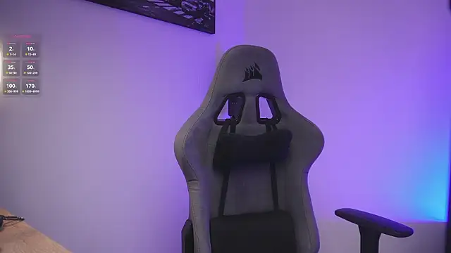 Snapshot of little-eli chatting on 02-18-26, 07:10 little-eli online show from 02-18-26, 07:10