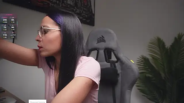 Snapshot of little-eli chatting on 02-22-26, 07:04 little-eli online show from 02-22-26, 07:04