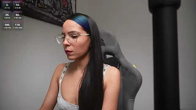 Snapshot of little-eli chatting on 02-02-26, 07:13 little-eli online show from 02-02-26, 07:13