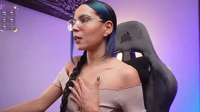 Snapshot of little-eli chatting on 02-11-26, 07:14 little-eli online show from 02-11-26, 07:14