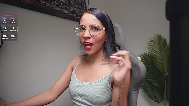 Snapshot of little-eli chatting on 02-24-26, 07:15 little-eli online show from 02-24-26, 07:15