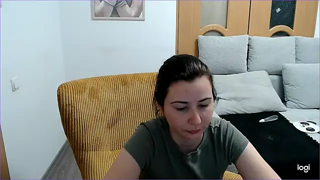 VioletaFlower7 online show from 04-06-26, 07:48