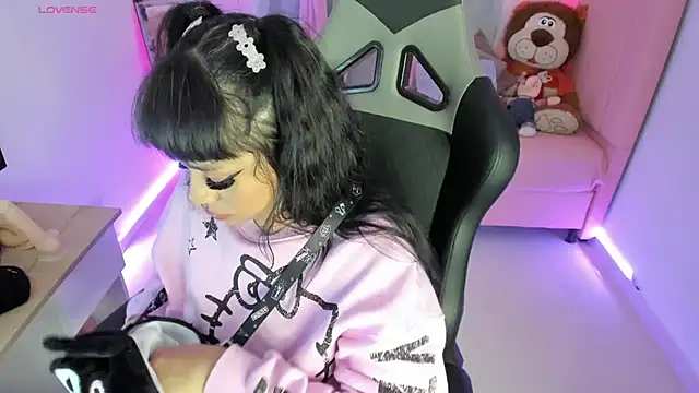 zoesullivan online show from 02-01-25, 01:09