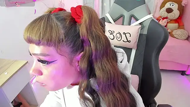 zoesullivan online show from 09-14-25, 02:50