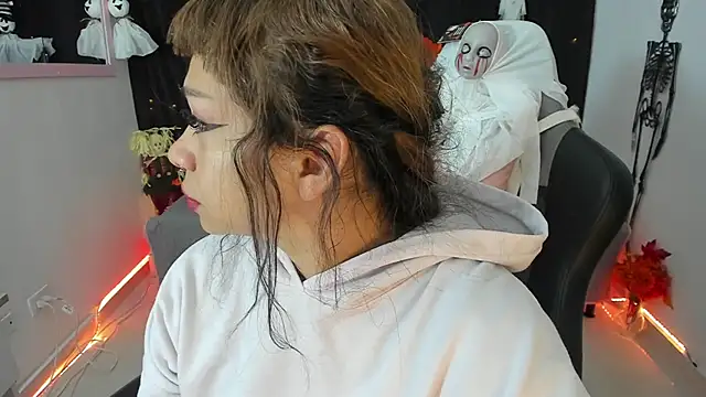 zoesullivan online show from 10-10-25, 10:38