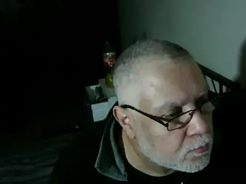 100Tauros online show from 12-21-25, 04:30