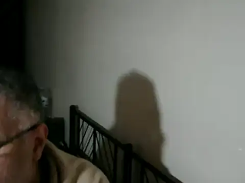 100Tauros online show from 11-30-25, 03:35