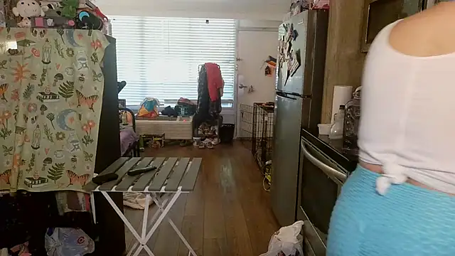 mochi rainbow online show from 03-19-25, 05:06