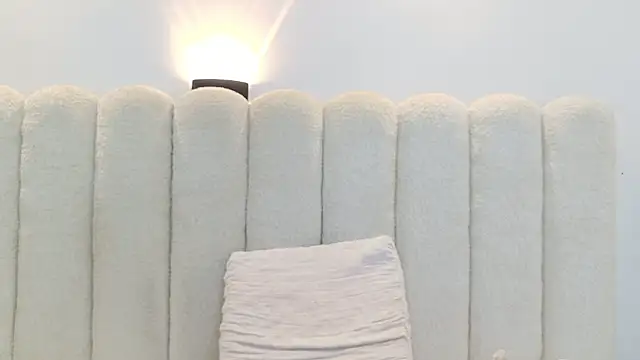 Juliabadlee online show from 01-08-26, 11:22