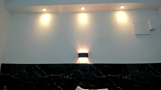 Snapshot of Juliabadlee chatting on 03-06-25, 12:21 Juliabadlee online show from 03-06-25, 12:21