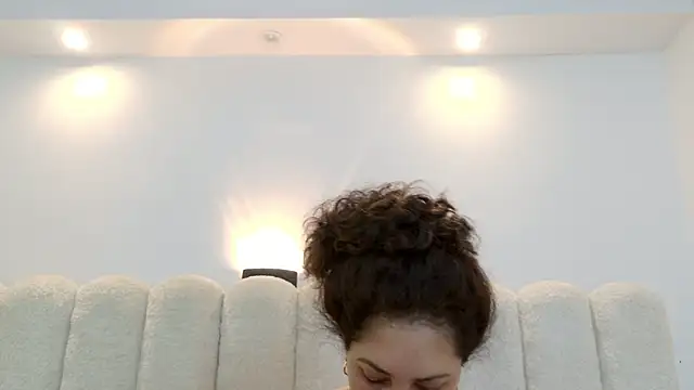 Juliabadlee online show from 01-07-26, 10:26