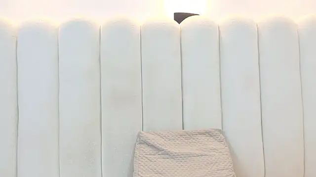 Juliabadlee online show from 05-10-26, 11:39