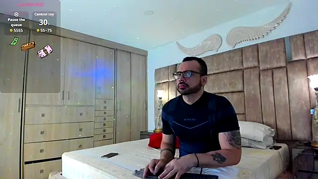 Snapshot of petterwilly1 chatting on 09-21-25, 03:06 petterwilly1 online show from 09-21-25, 03:06