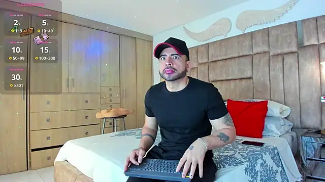 Snapshot of petterwilly1 chatting on 10-12-25, 03:13 petterwilly1 online show from 10-12-25, 03:13