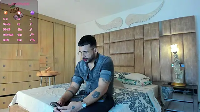 Snapshot of petterwilly1 chatting on 02-09-25, 03:56 petterwilly1 online show from 02-09-25, 03:56