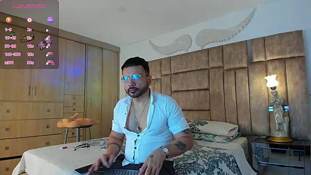 Snapshot of petterwilly1 chatting on 01-27-25, 02:35 petterwilly1 online show from 01-27-25, 02:35