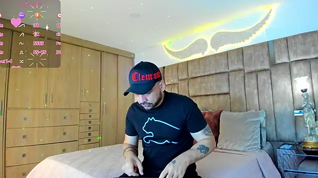 petterwilly1 online show from 02-10-26, 03:11