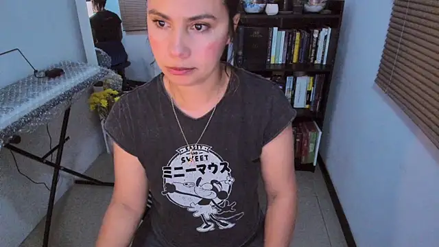 Snapshot of gigi_stephans chatting on 01-13-26, 12:58 gigi stephans online show from 01-13-26, 12:58