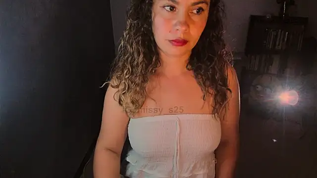 gigi stephans online show from 06-22-26, 01:11
