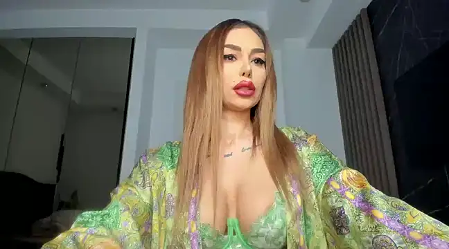 Snapshot of Alessa_Burns chatting on 02-02-25, 02:27 Alessa Burns online show from 02-02-25, 02:27