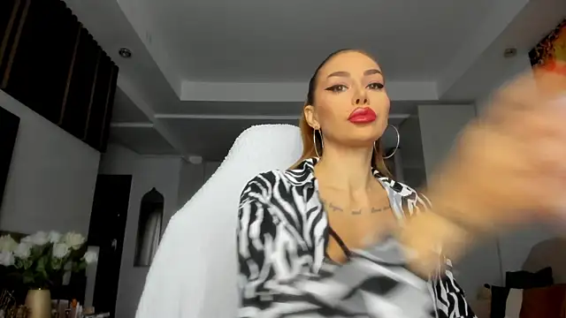 Snapshot of Alessa_Burns chatting on 02-28-25, 05:15 Alessa Burns online show from 02-28-25, 05:15