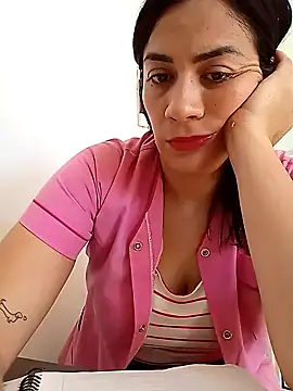 XGabrielaXX online show from 01-28-25, 07:32