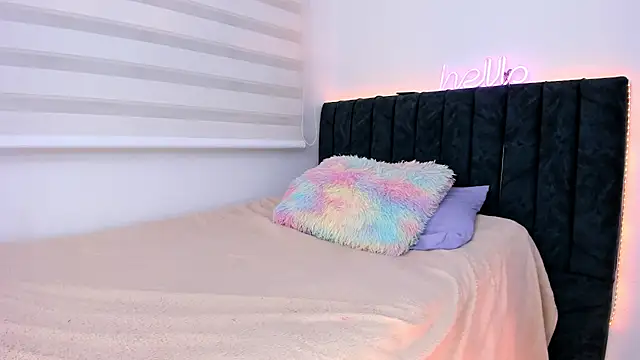 liaqueen610 online show from 02-25-25, 02:36