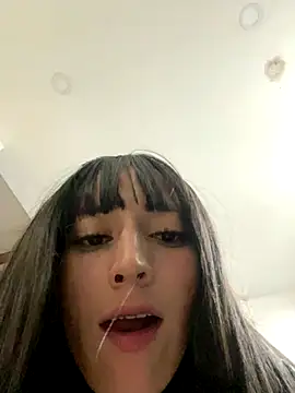 liaqueen610 online show from 09-26-25, 08:16