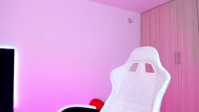 liaqueen610 online show from 03-06-25, 03:24