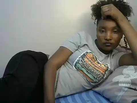 Snapshot of StacyGee24 chatting on 10-16-25, 05:21 StacyGee24 online show from 10-16-25, 05:21